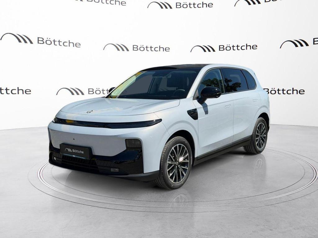 Leapmotor B10