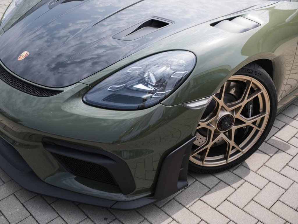 Porsche Cayman