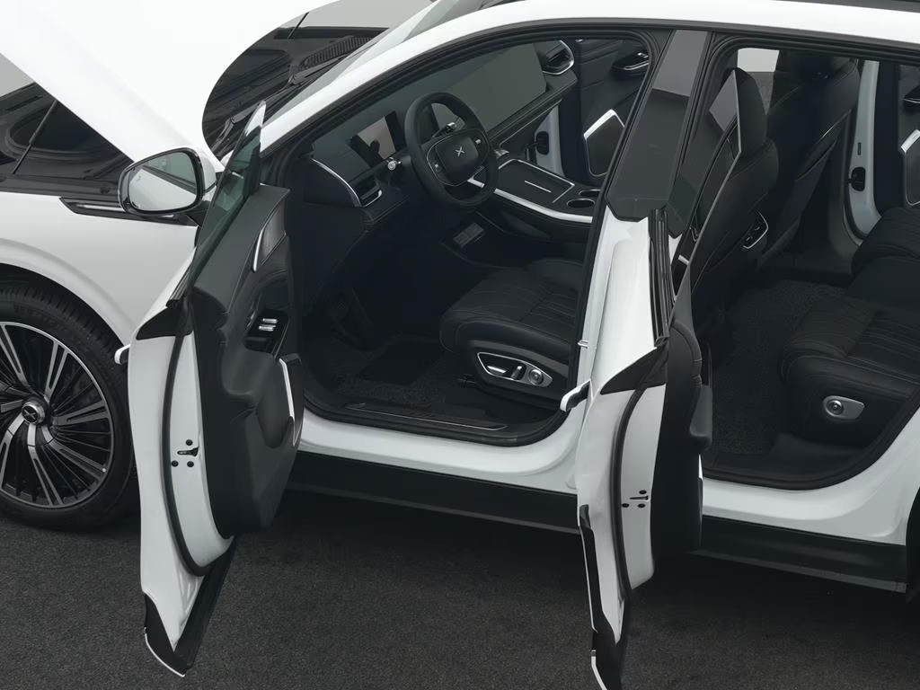 Xpeng G9