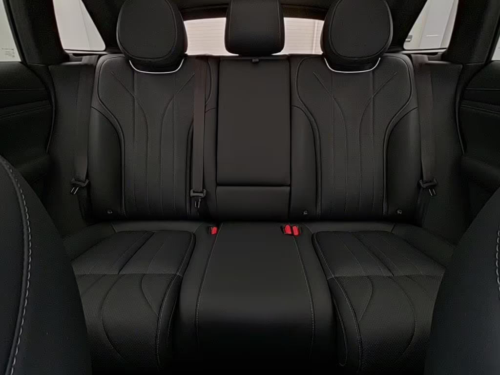 Xpeng G9