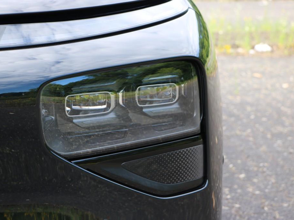 Xpeng G9