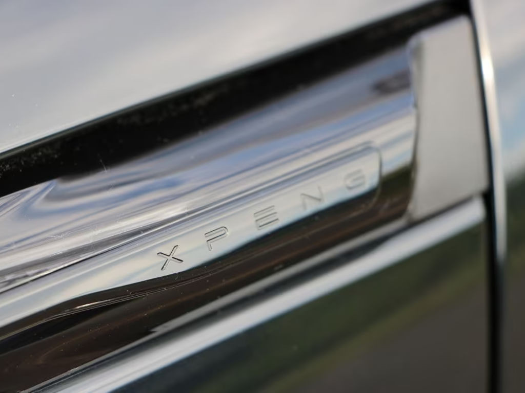 Xpeng G9