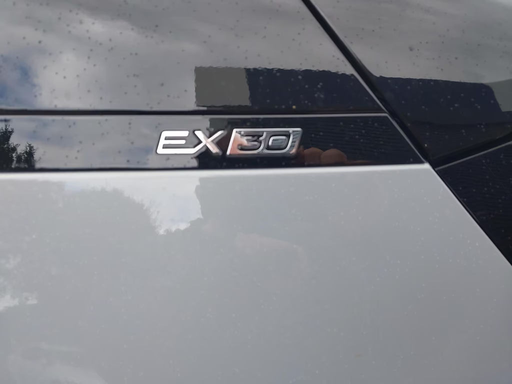 Volvo EX30