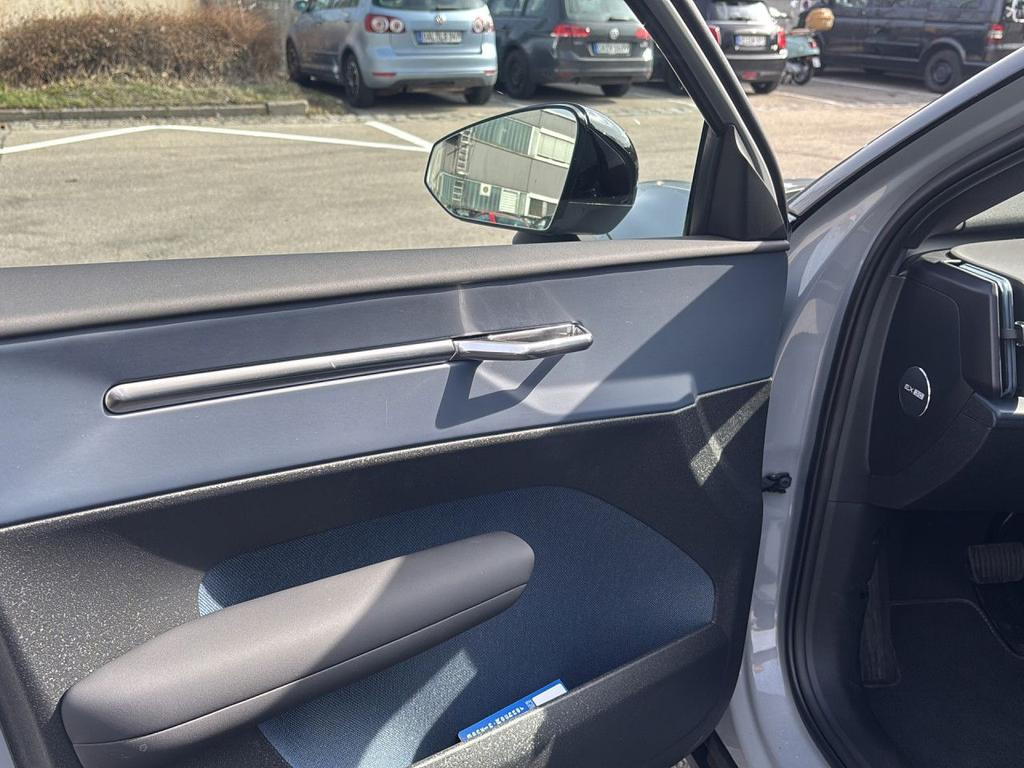 Volvo EX30