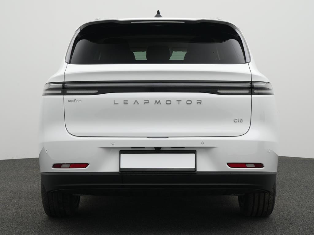 Leapmotor C10