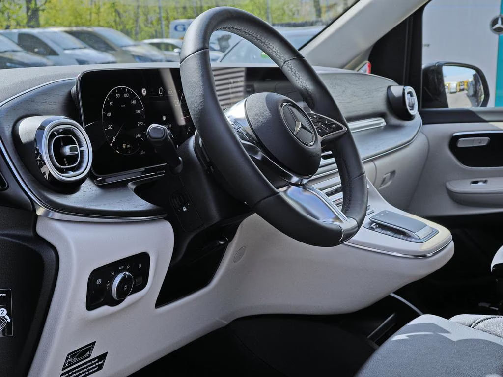 Mercedes-Benz Marco Polo