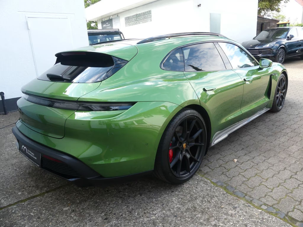 Porsche Taycan