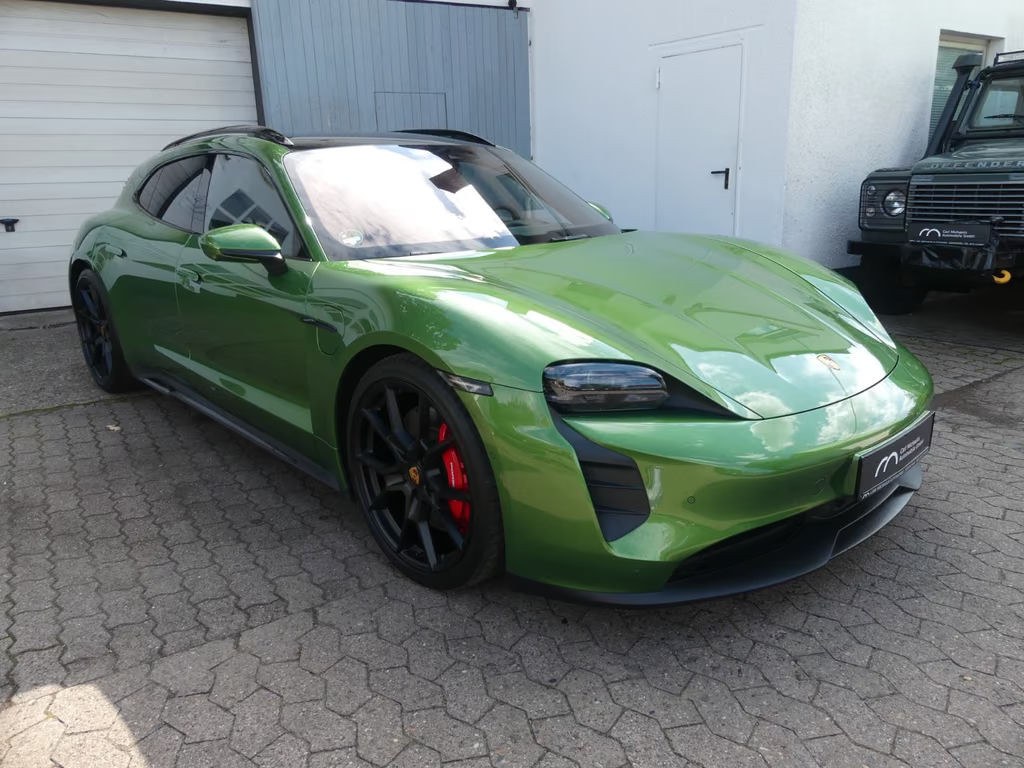 Porsche Taycan