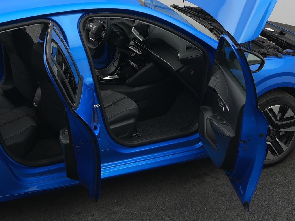 Peugeot e-208