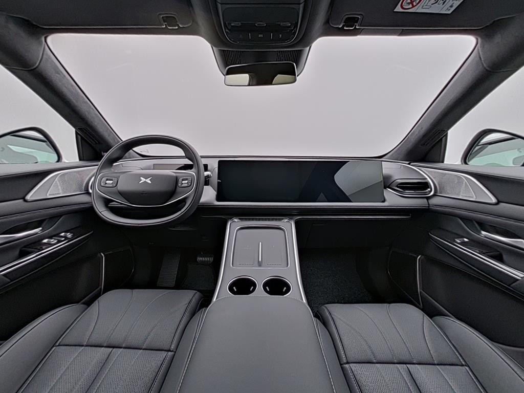 Xpeng G9
