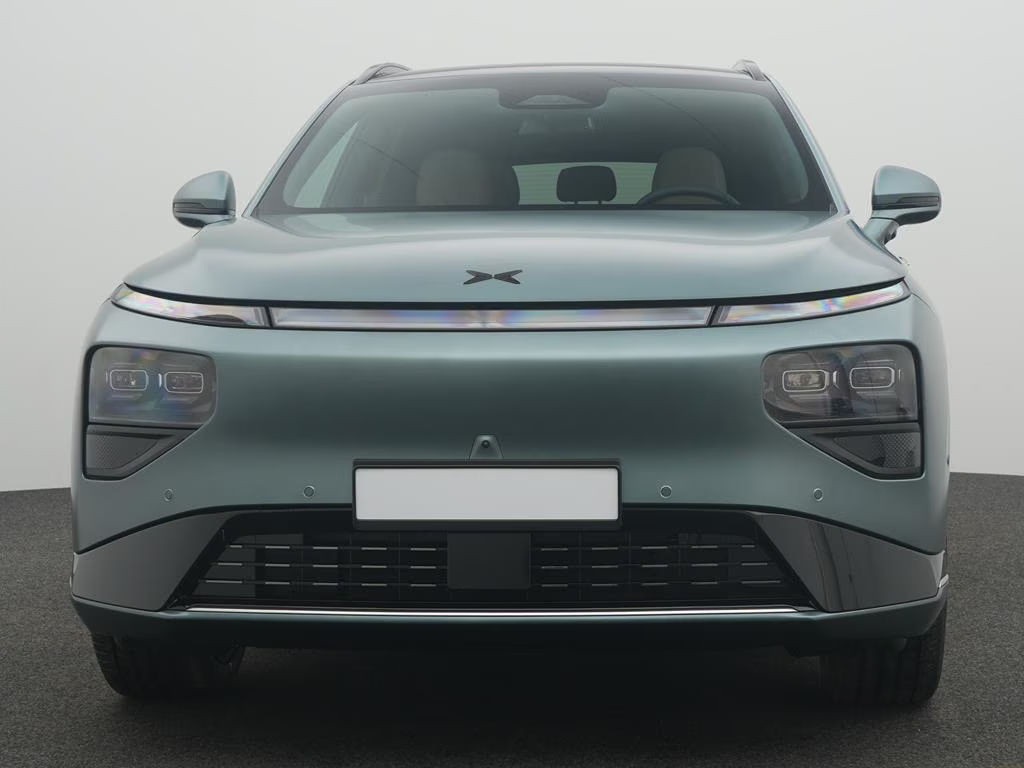 Xpeng G9