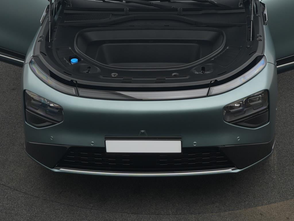 Xpeng G9