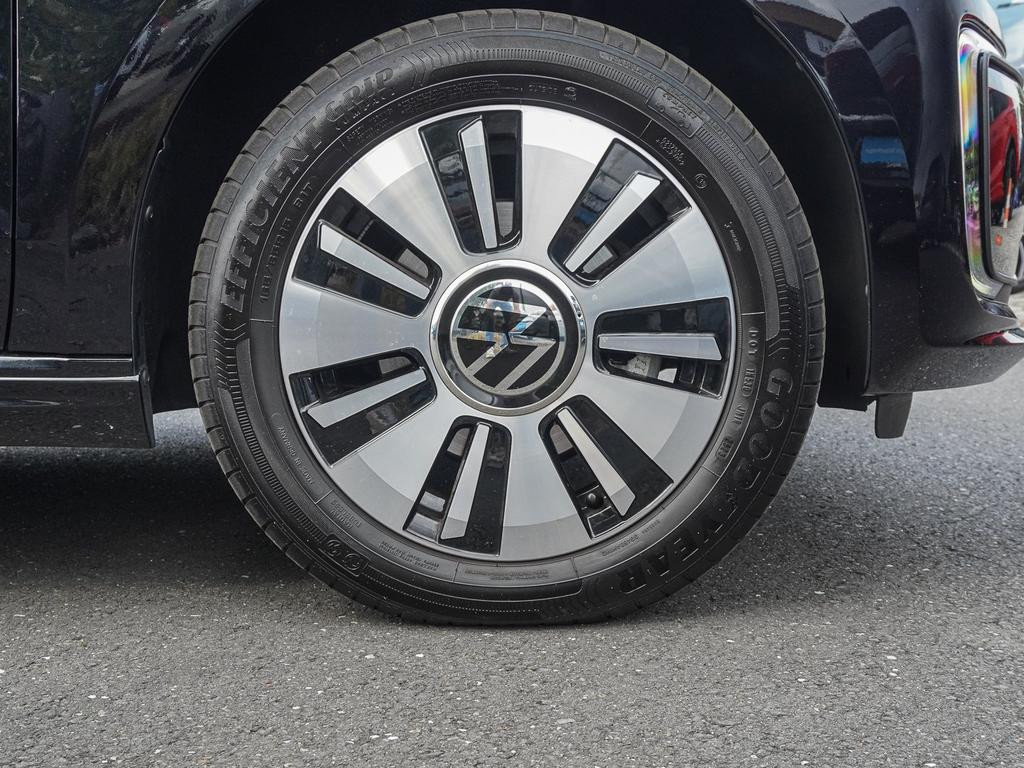 Volkswagen e-up!