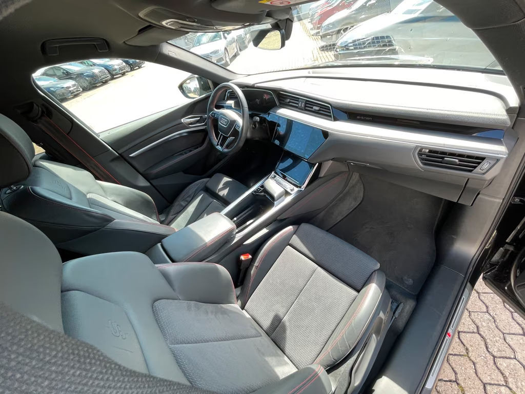 Audi Q8 e-tron