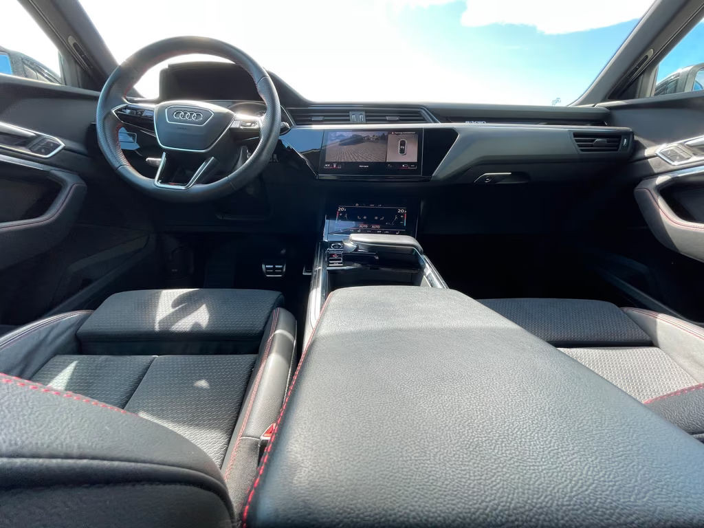 Audi Q8 e-tron