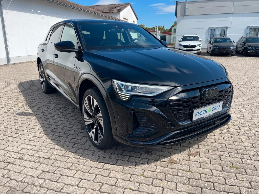 Audi Q8 e-tron
