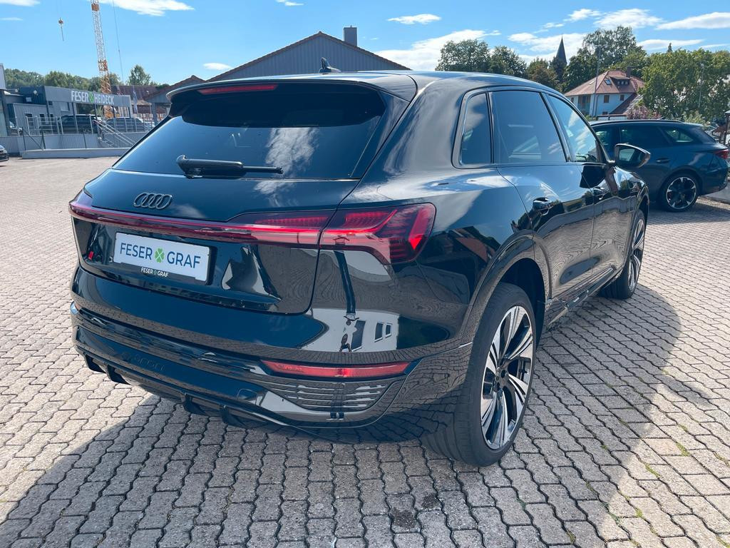 Audi Q8 e-tron