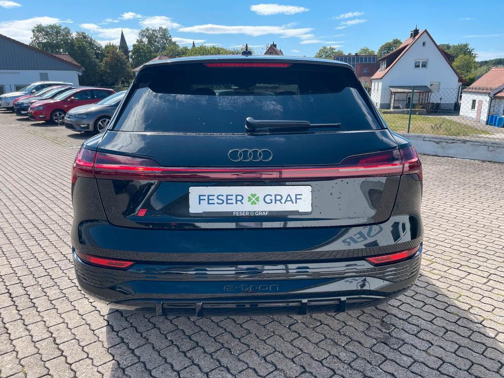 Audi Q8 e-tron