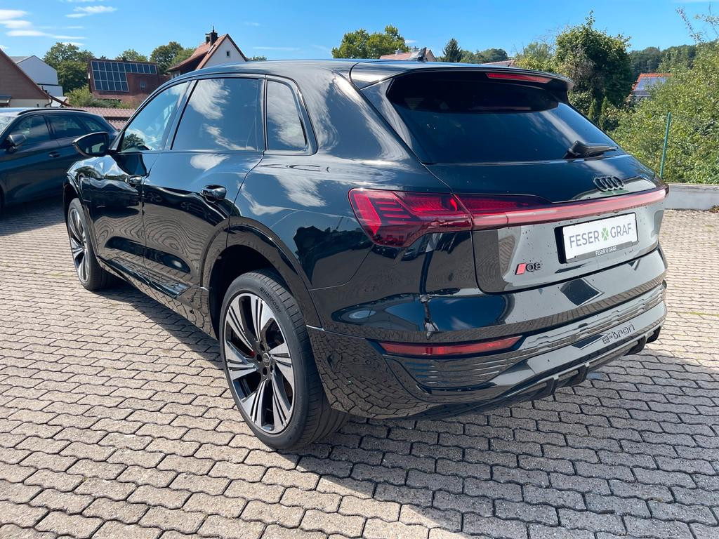 Audi Q8 e-tron