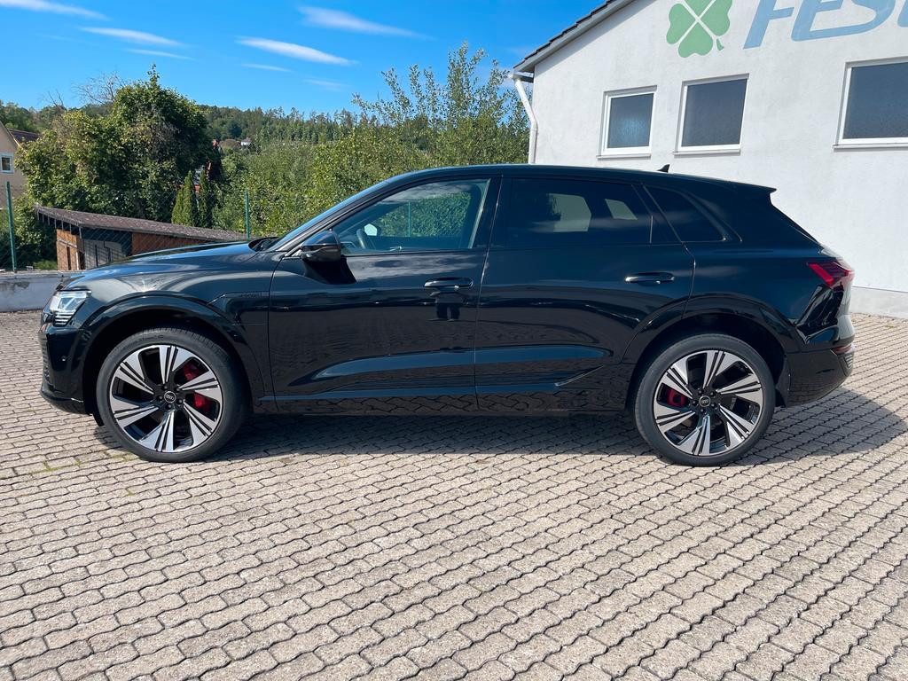 Audi Q8 e-tron