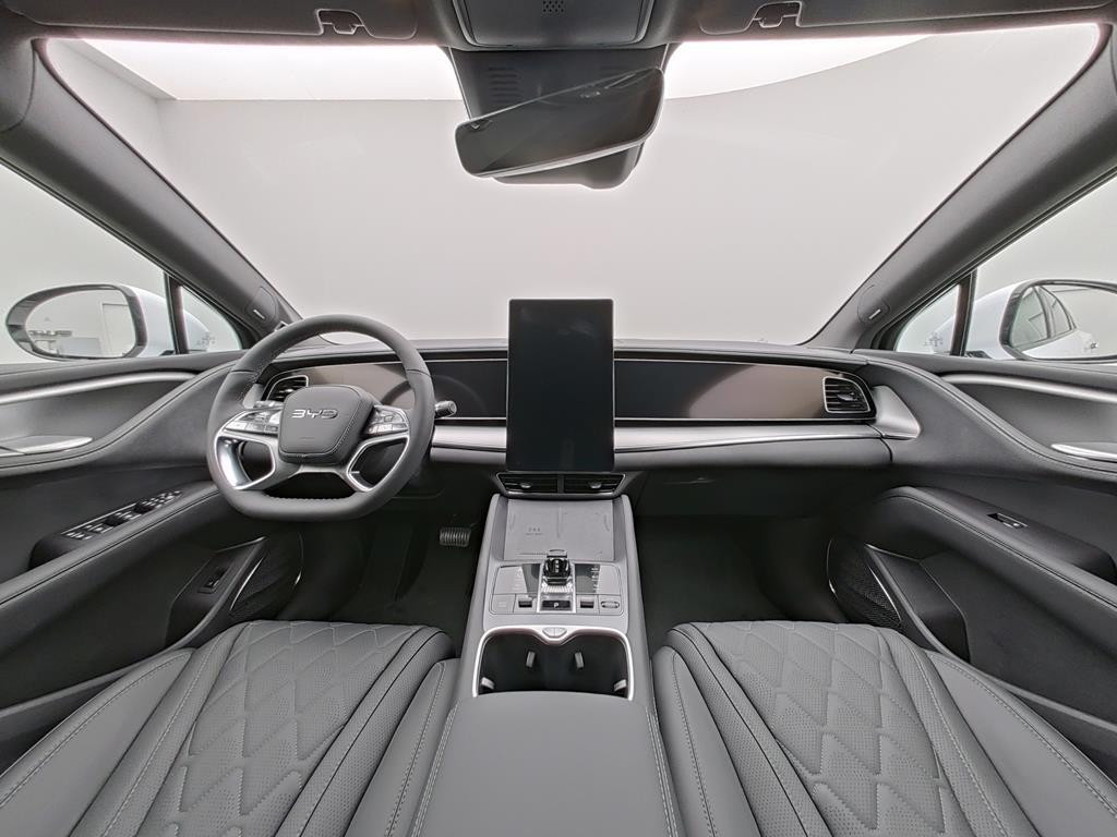 BYD Sealion 7