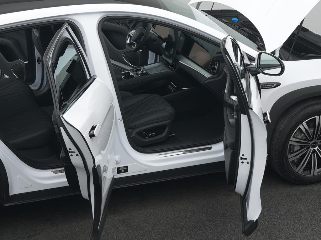 BYD Sealion 7
