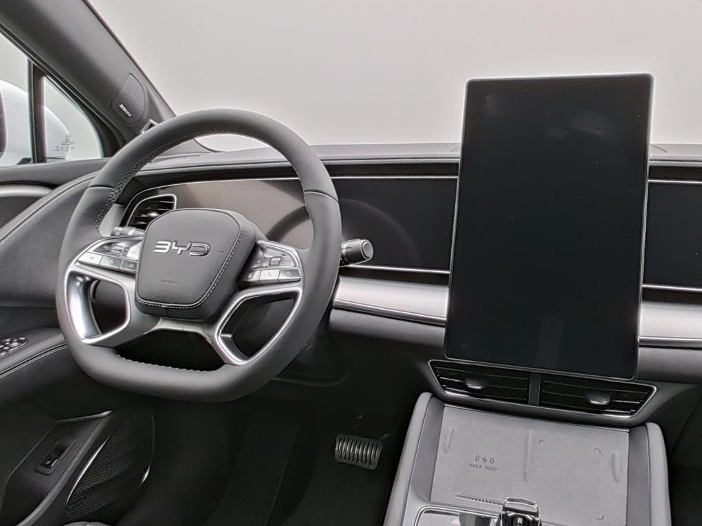 BYD Sealion 7