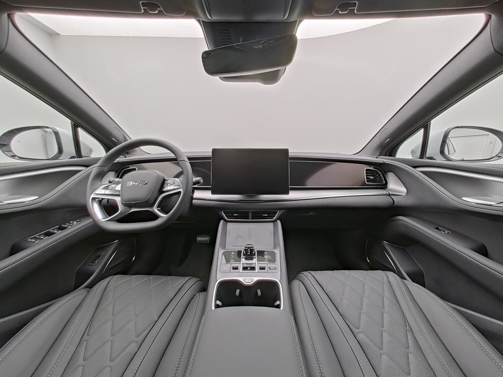 BYD Sealion 7