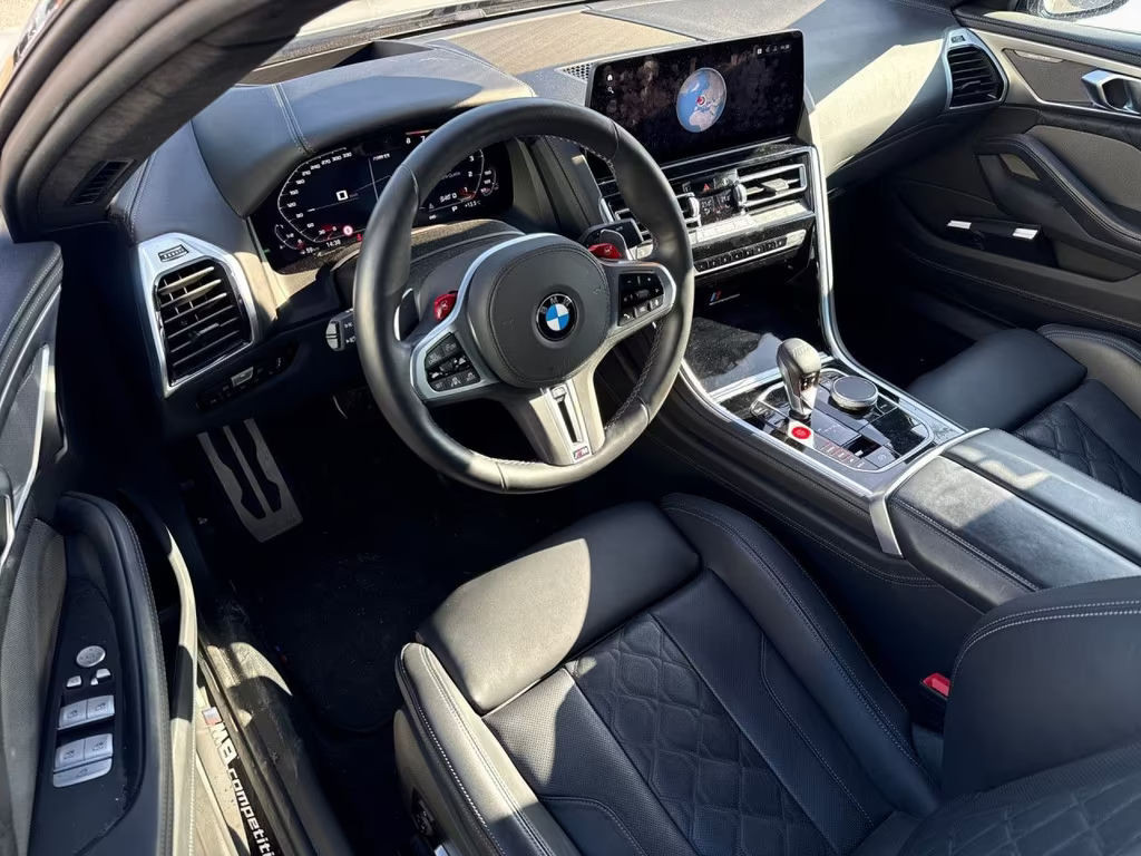 BMW M8