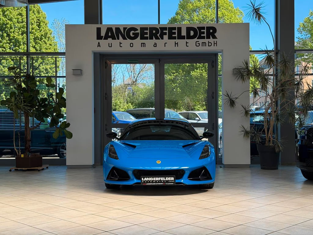 Lotus Emira