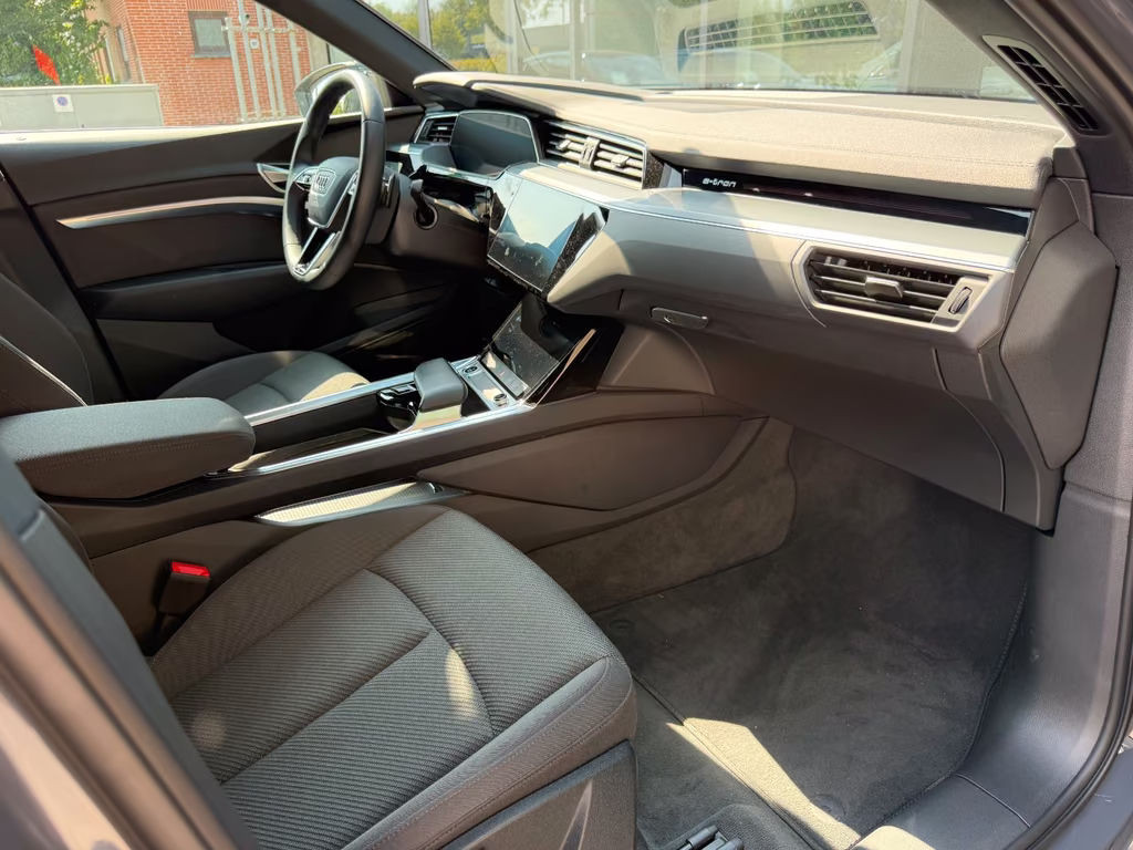 Audi Q8 e-tron