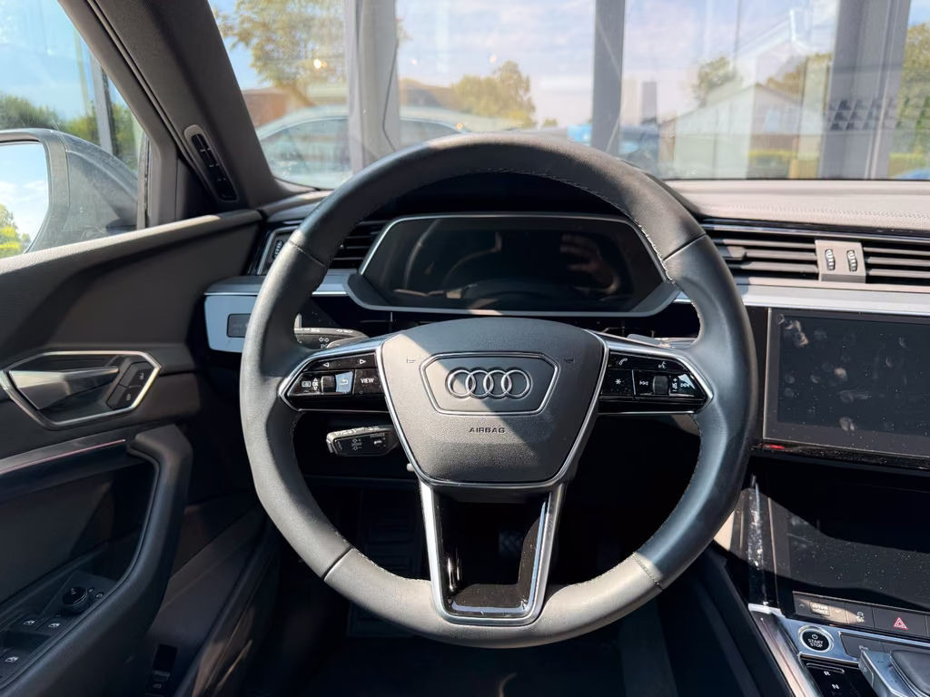 Audi Q8 e-tron