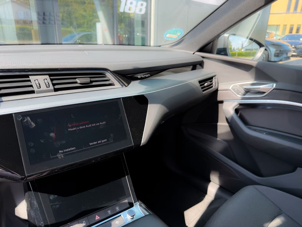 Audi Q8 e-tron
