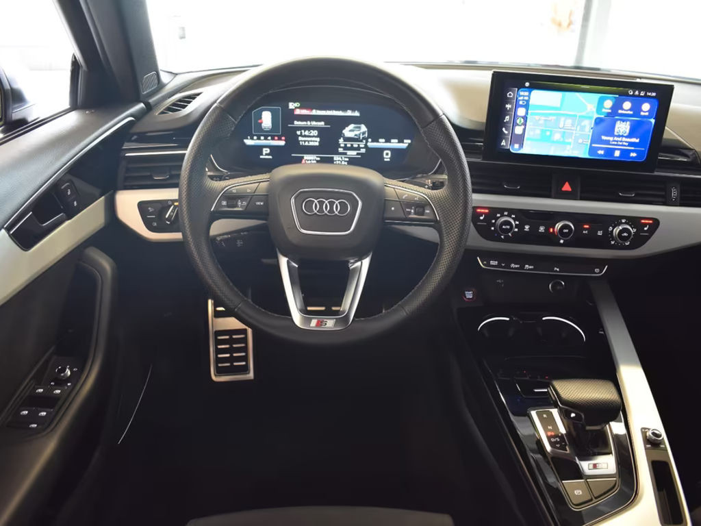Audi S4