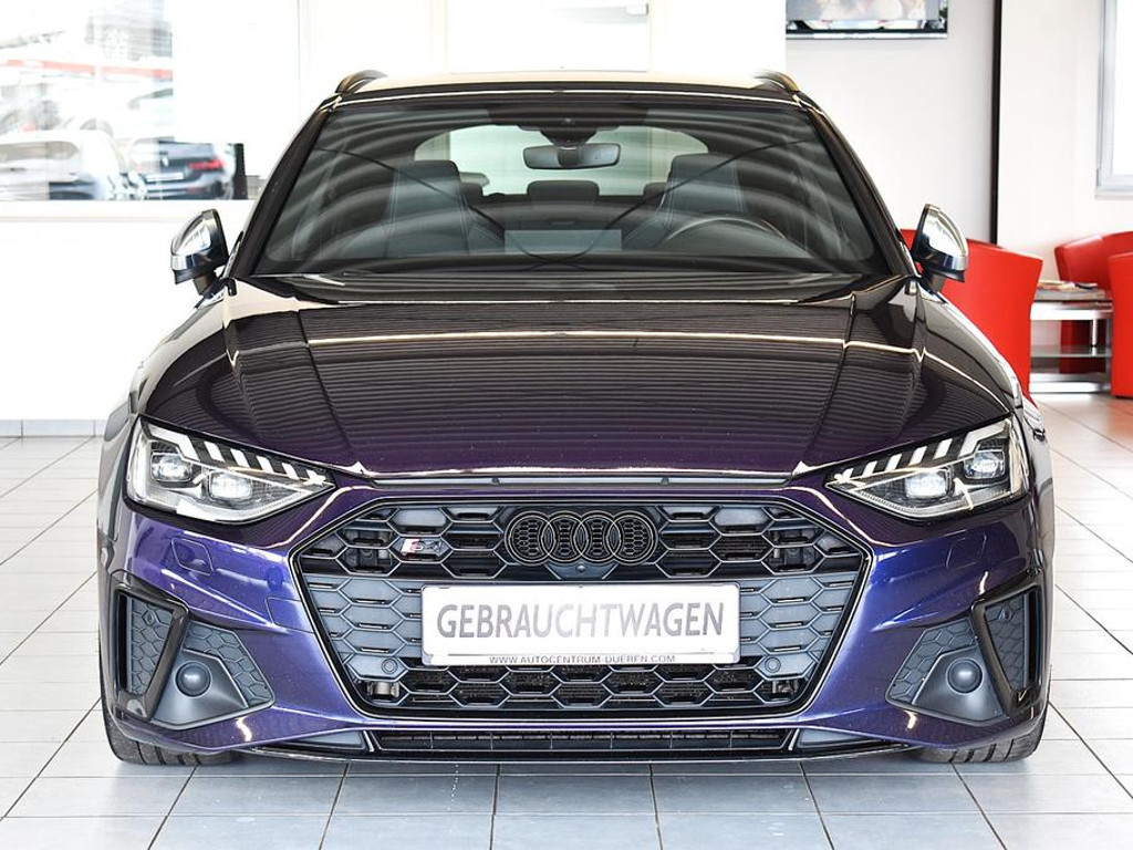 Audi S4