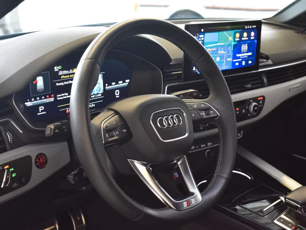 Audi S4