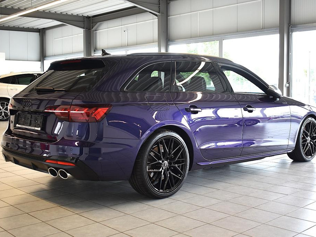 Audi S4