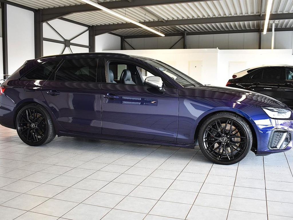 Audi S4