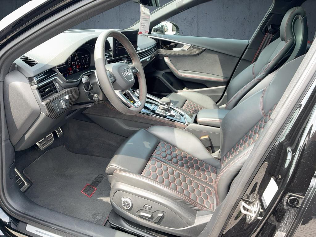Audi RS4