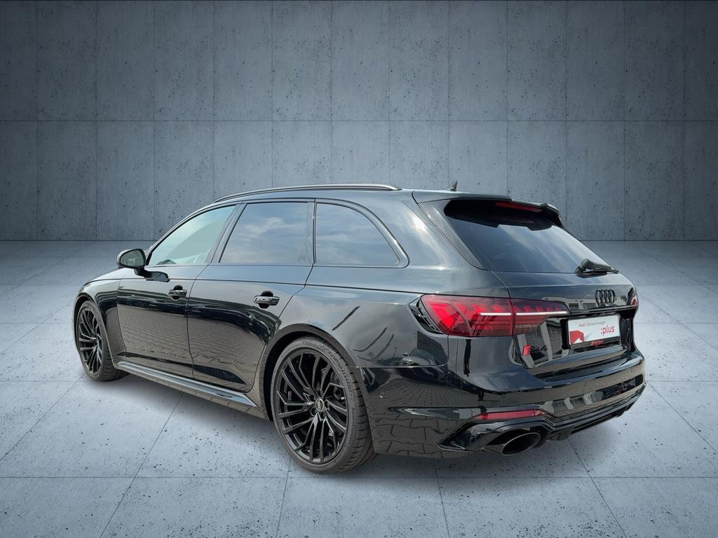 Audi RS4