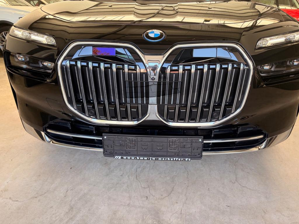 BMW 7 Serie 750 xDrive Sedan