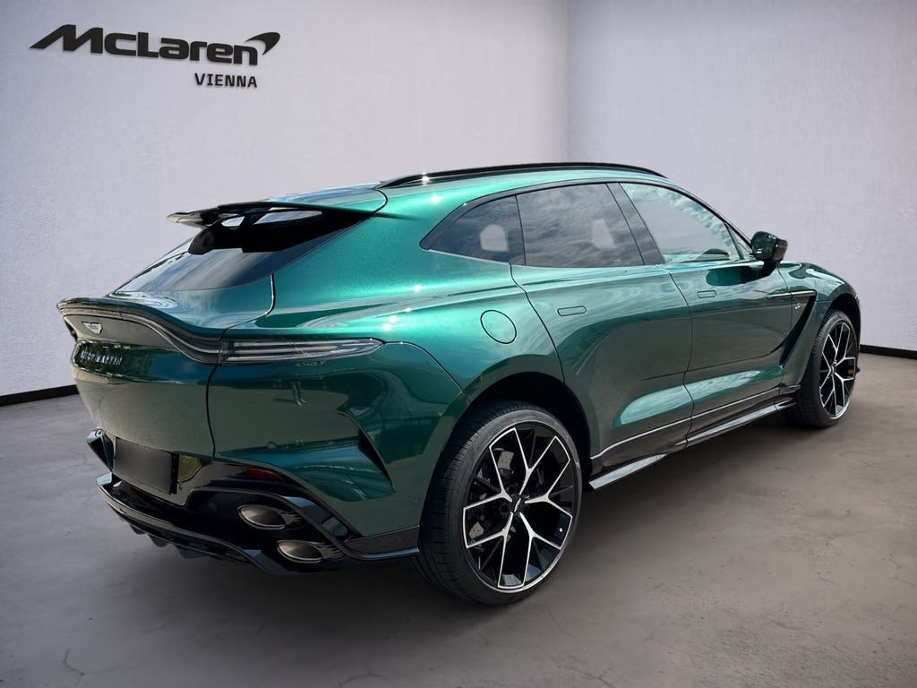 Aston Martin DBX