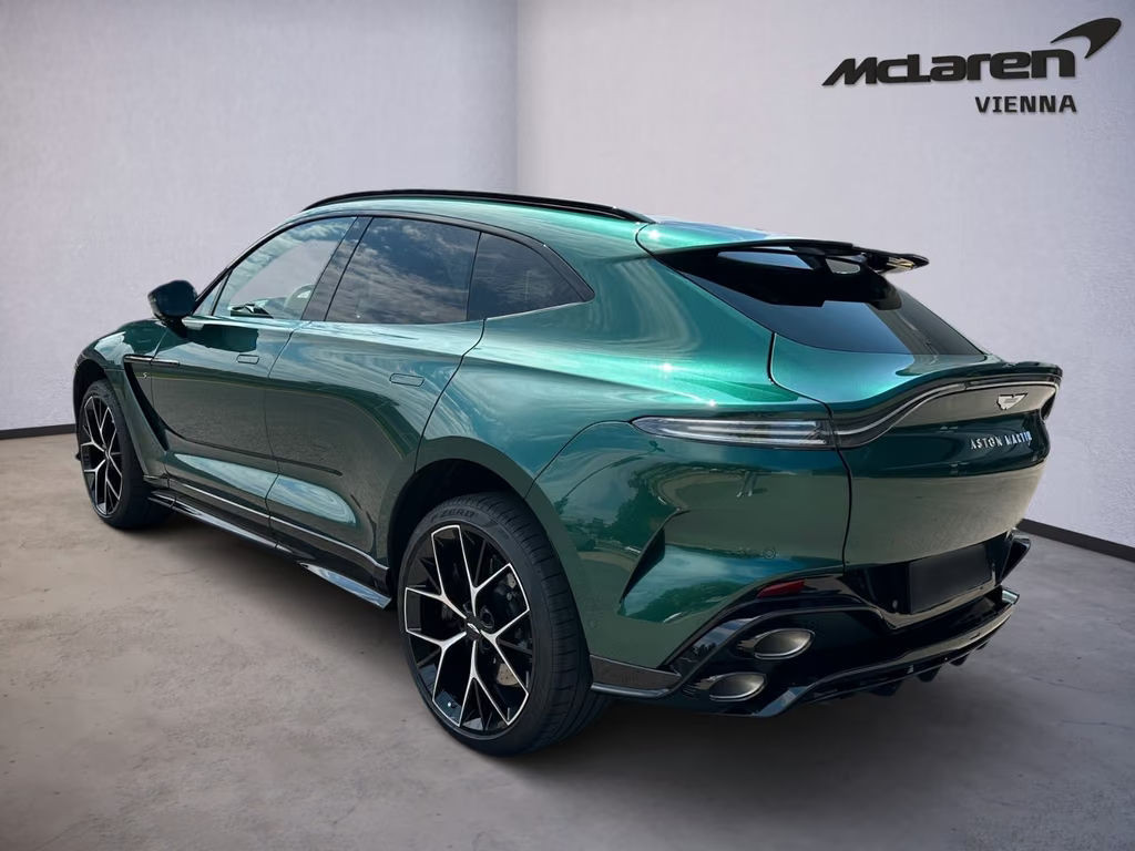 Aston Martin DBX