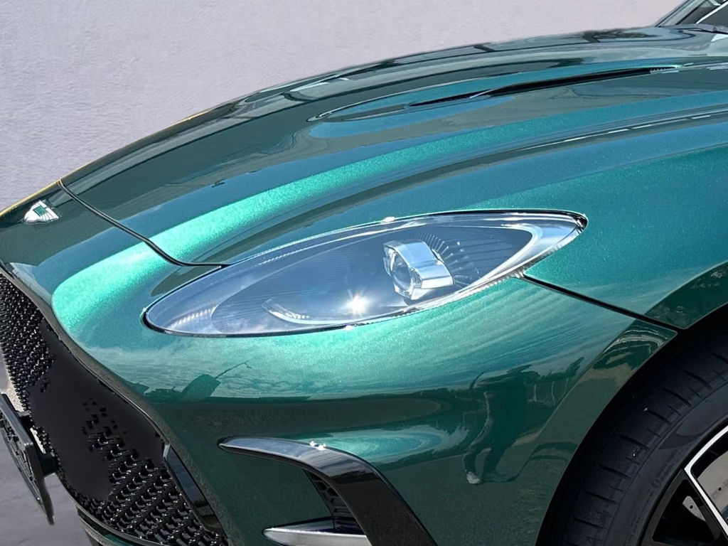 Aston Martin DBX
