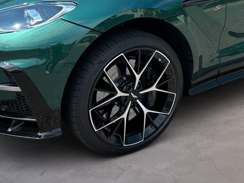 Aston Martin DBX