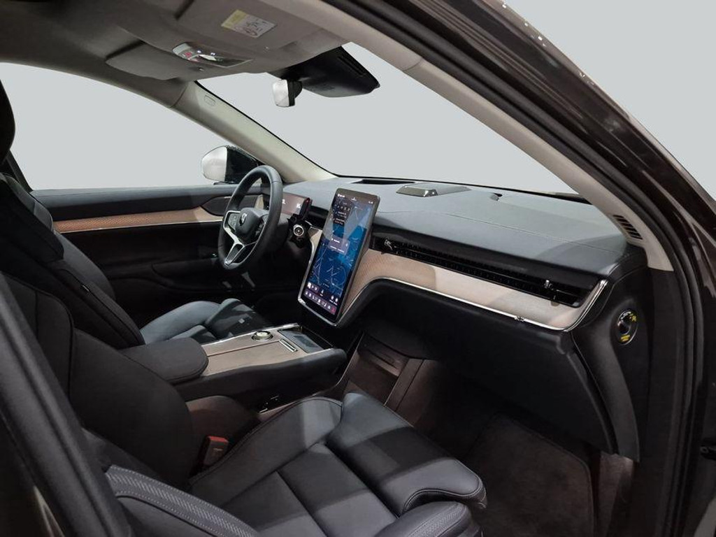 Volvo EX90