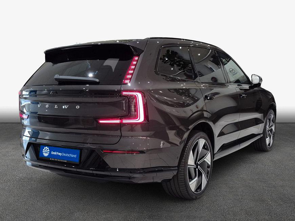 Volvo EX90