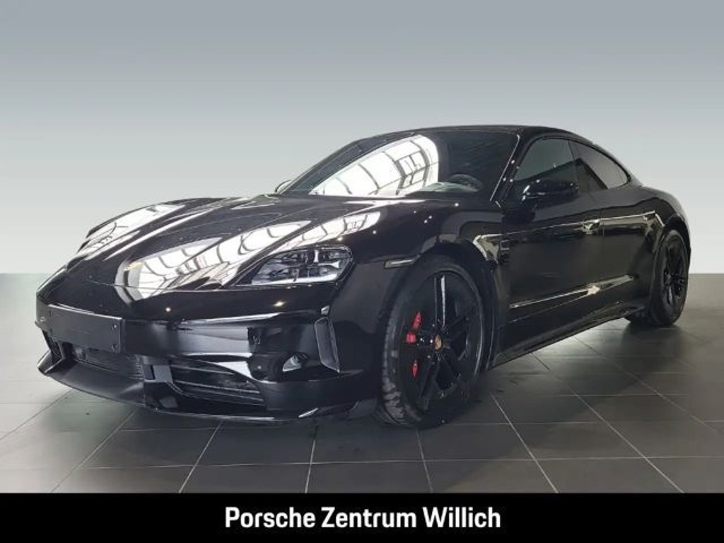 Porsche Taycan GTS