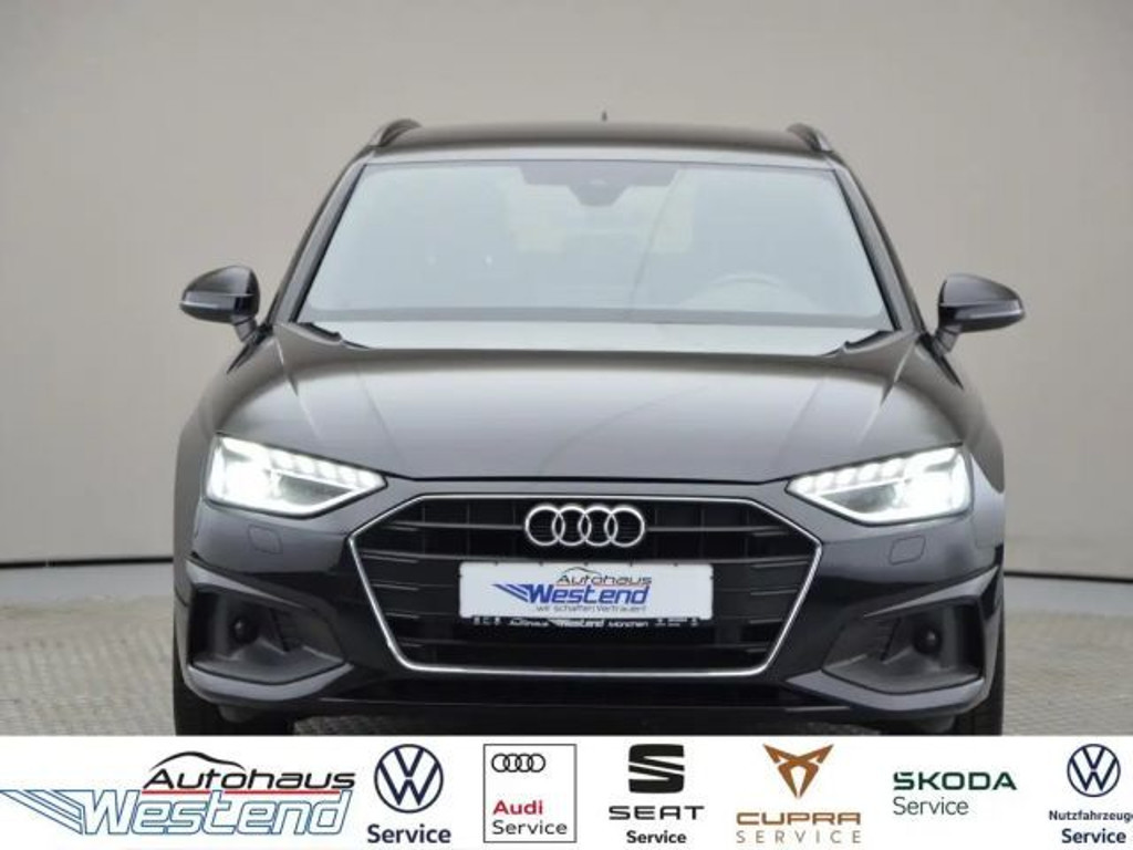 Audi A4 Avant S-Tronic 40 TDI