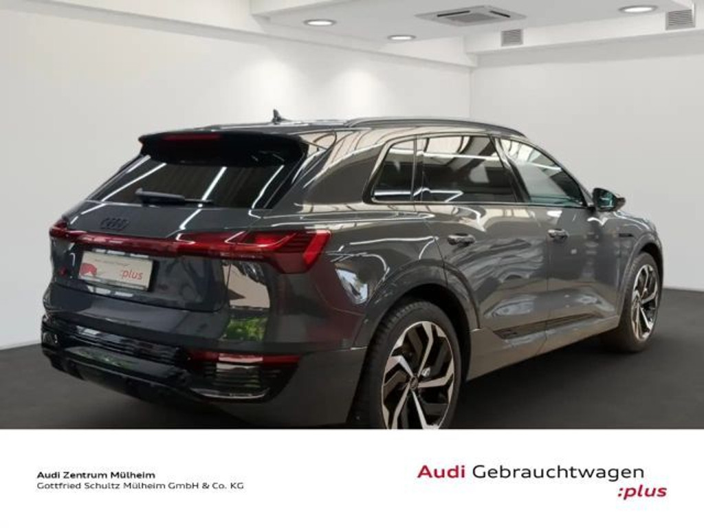 Audi Q8 e-tron